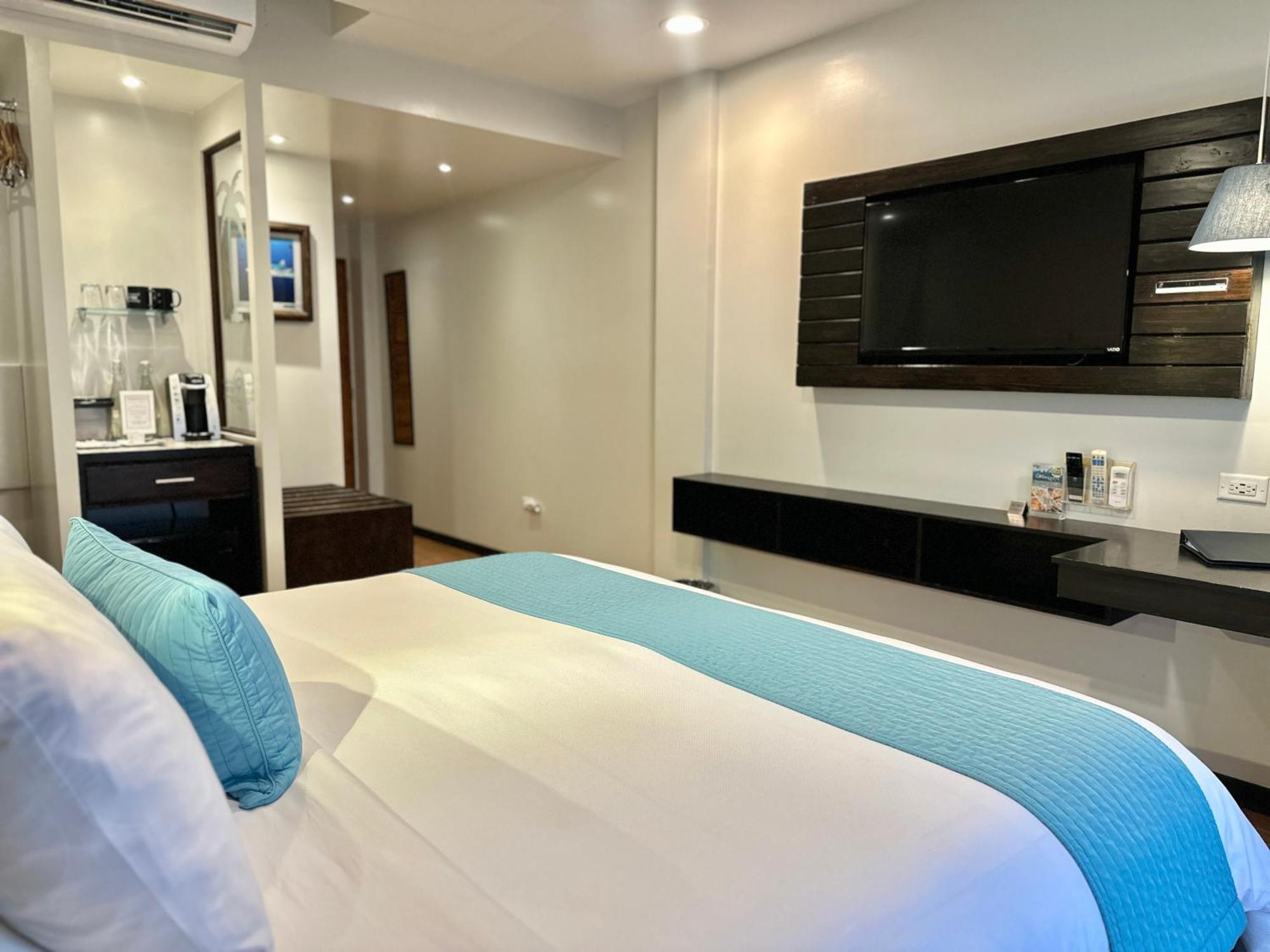 Palau Central Hotel Корор Экстерьер фото